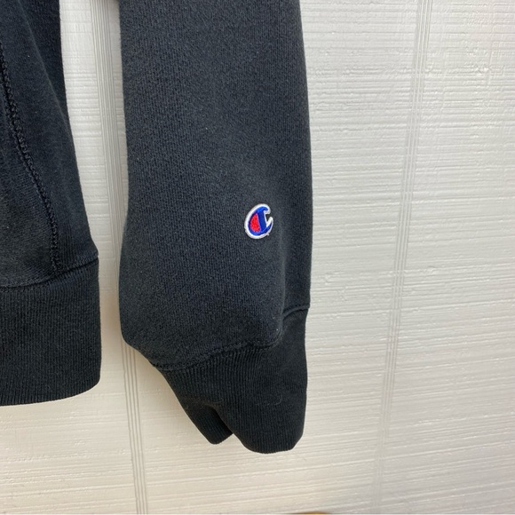 Champion Black Long Sleeve Hoodie Sweatshirt Reverse Weave Logo Patch Pocket L - Picture 3 of 5